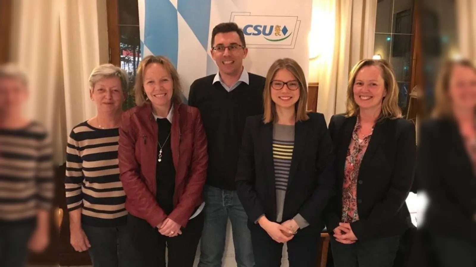 Elfriede Kratschmar (Frauen Union), Angie Eichberger (stellvertretende Ortsvorsitzende), Frank Zellner, Theresa Pfeifer (Junge Union) und Ingrid Haberl (von links). (Foto: CSU Peißenberg)
