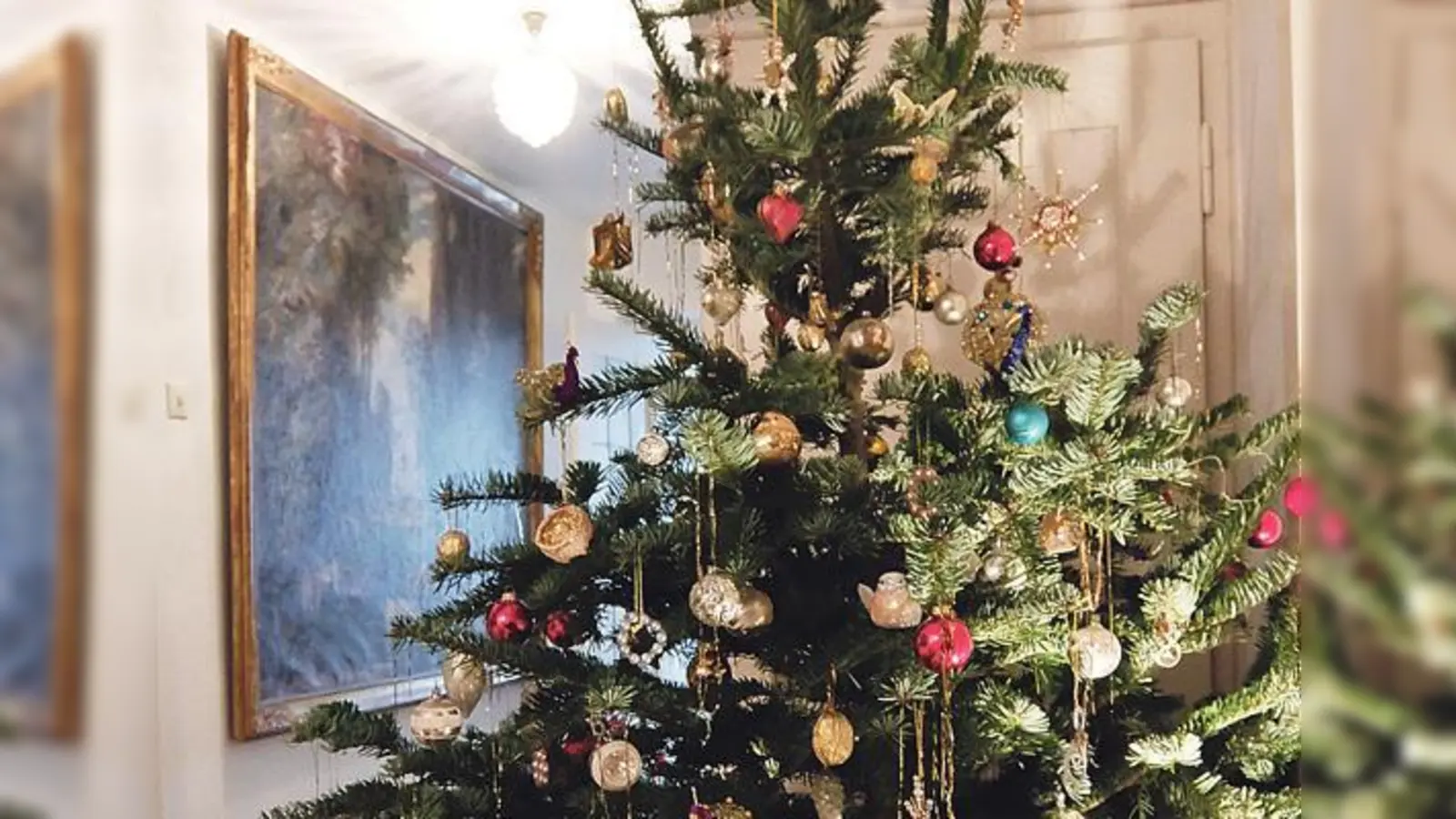 Der Weihnachtsschmuck stammt aus dem Nachlass des Künstlers Franz Xaver Stahl. 	 (Foto: Museum)