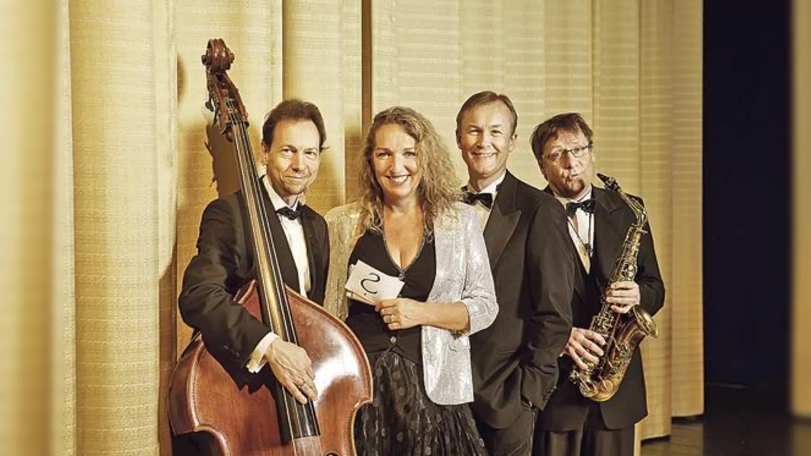 Drei Musiker nehmen das Publikum auf eine Reise zu den Klassikern der Filmmusik.	 (Foto: VA)