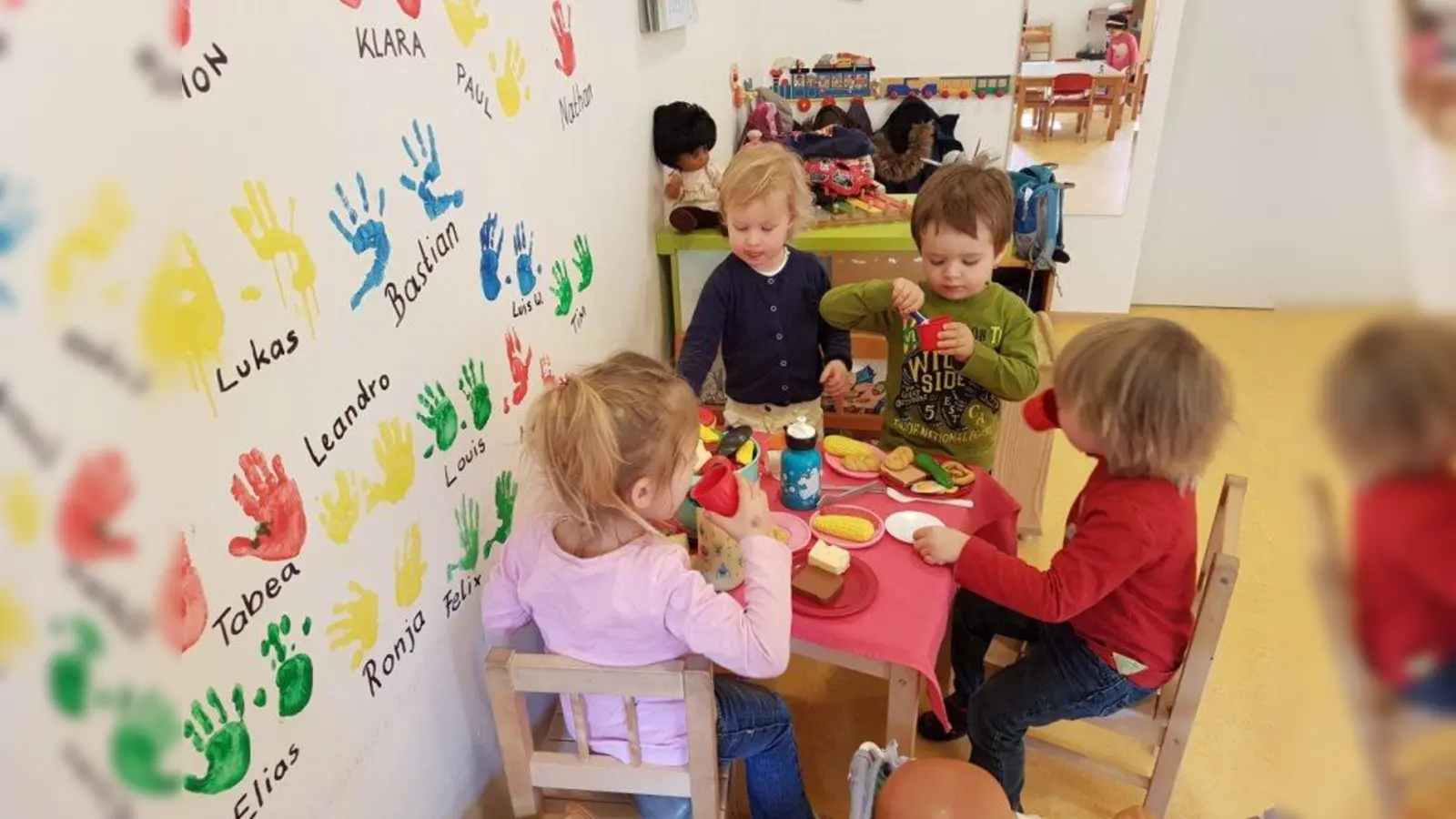 Seit 25 Jahren fühlen sich hier die Kids von sportlichen Eltern wohl. In der Flohkiste Germering können die Kleinen spielen und basteln, bis die Eltern vom Sport zurück sind. (Foto: Uschi Fütterer)