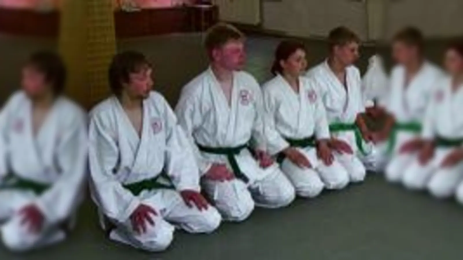 Gespannt warteten die Prüflinge.  	 (Foto: Verein)