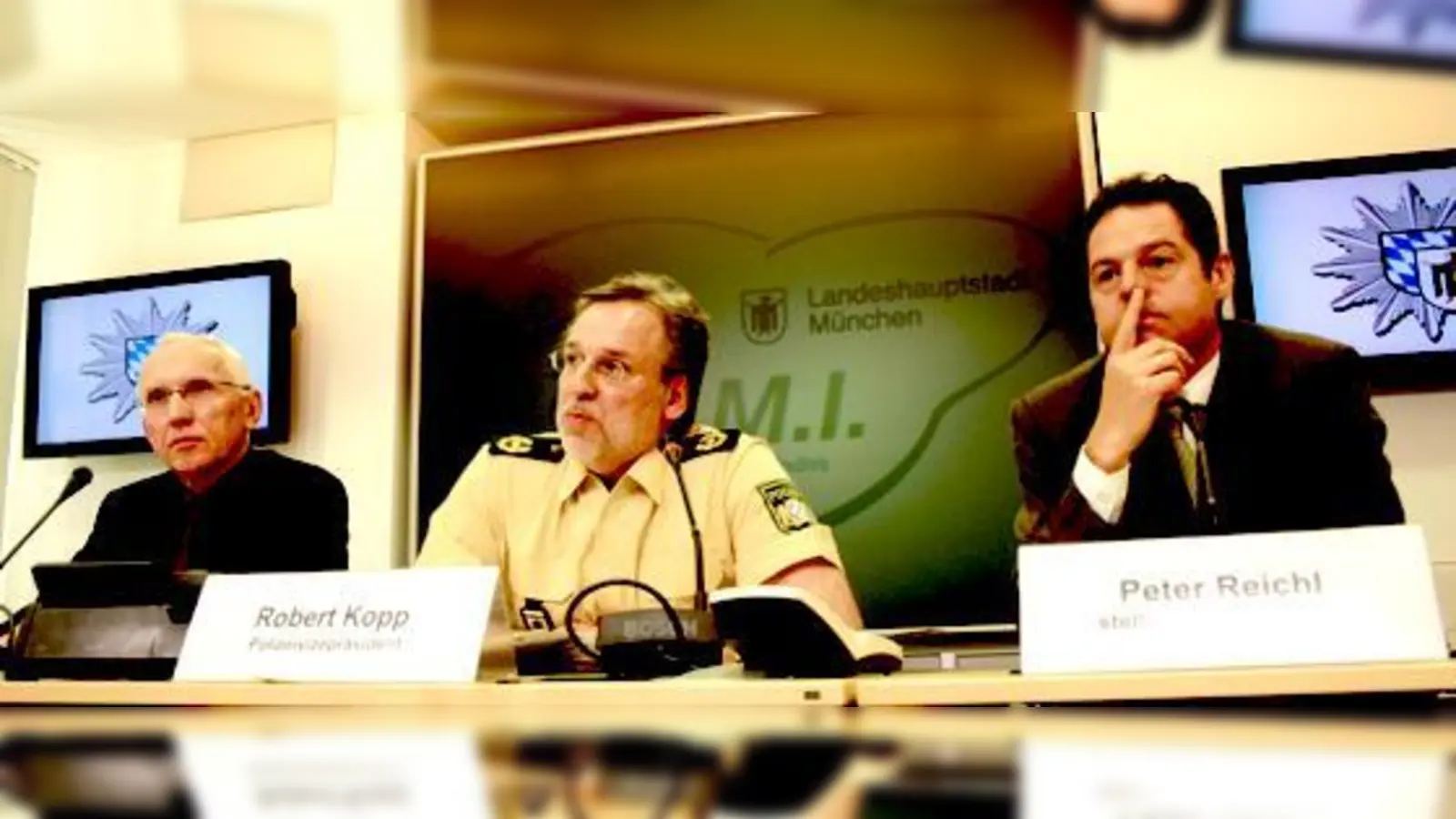 Bei einer Pressekonferenz haben Wilfried Blume-Beyerle, Robert Kopp und Peter Reichl die aktuellen Ergebnisse von SAMI kürzlich vorgestellt.  (Foto: js)