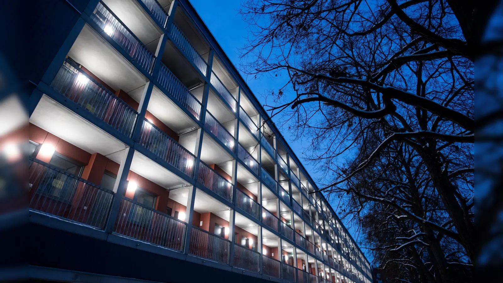 Die Schlüsselübergabe am Dantebad erfolgte Januar 2017. (Foto: Lukas Barth)