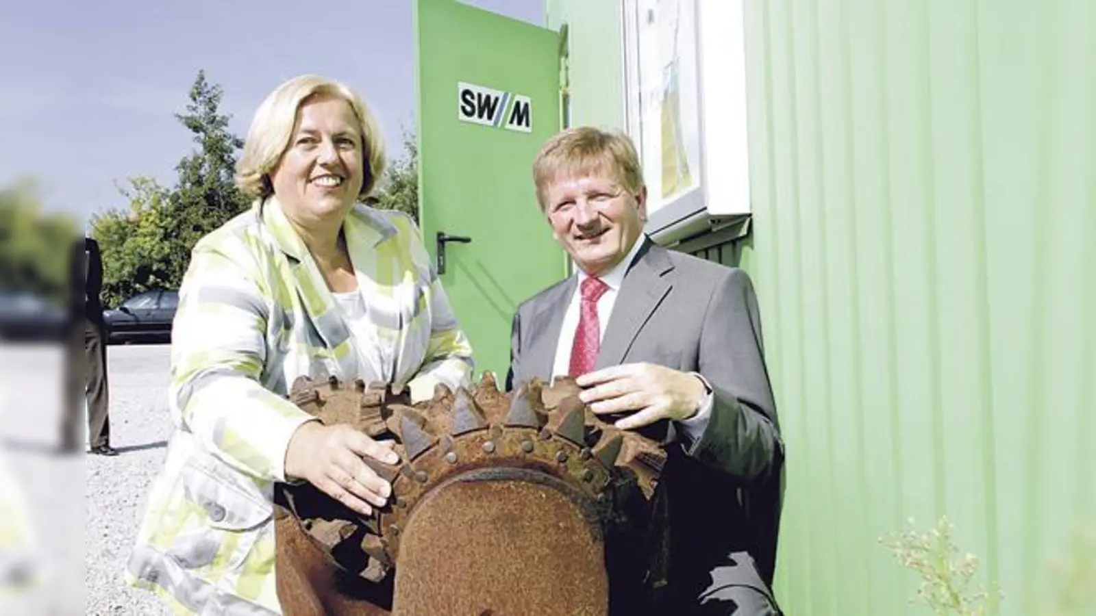 Bürgermeisterin Barbara Bogner und SWM-Geschäftsführer Stephan Schwarz.  (Foto: Woschée)
