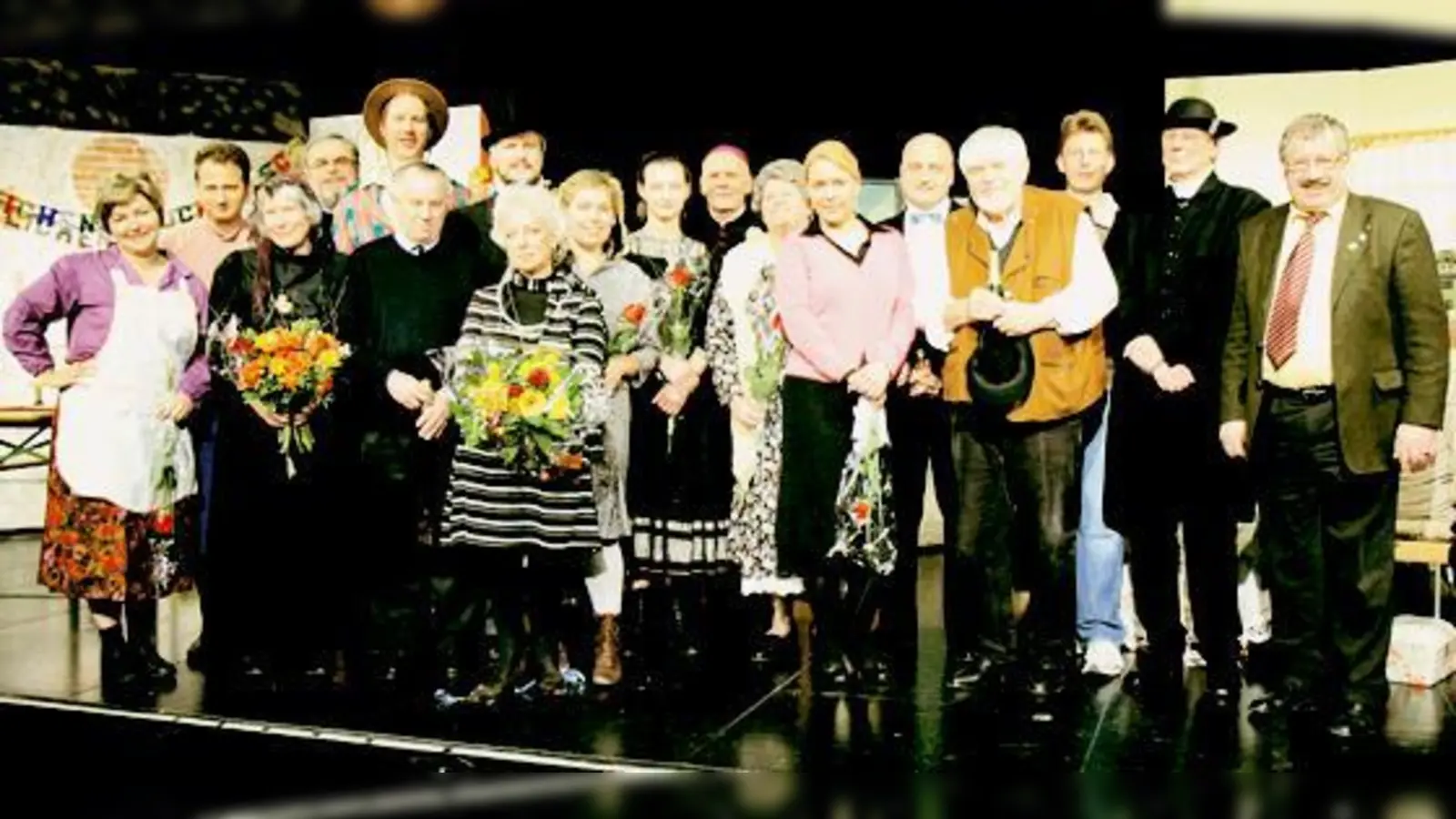 Glückliches BayArt-Ensemble nach der Premiere im Pepper.   (Foto: Hirt)
