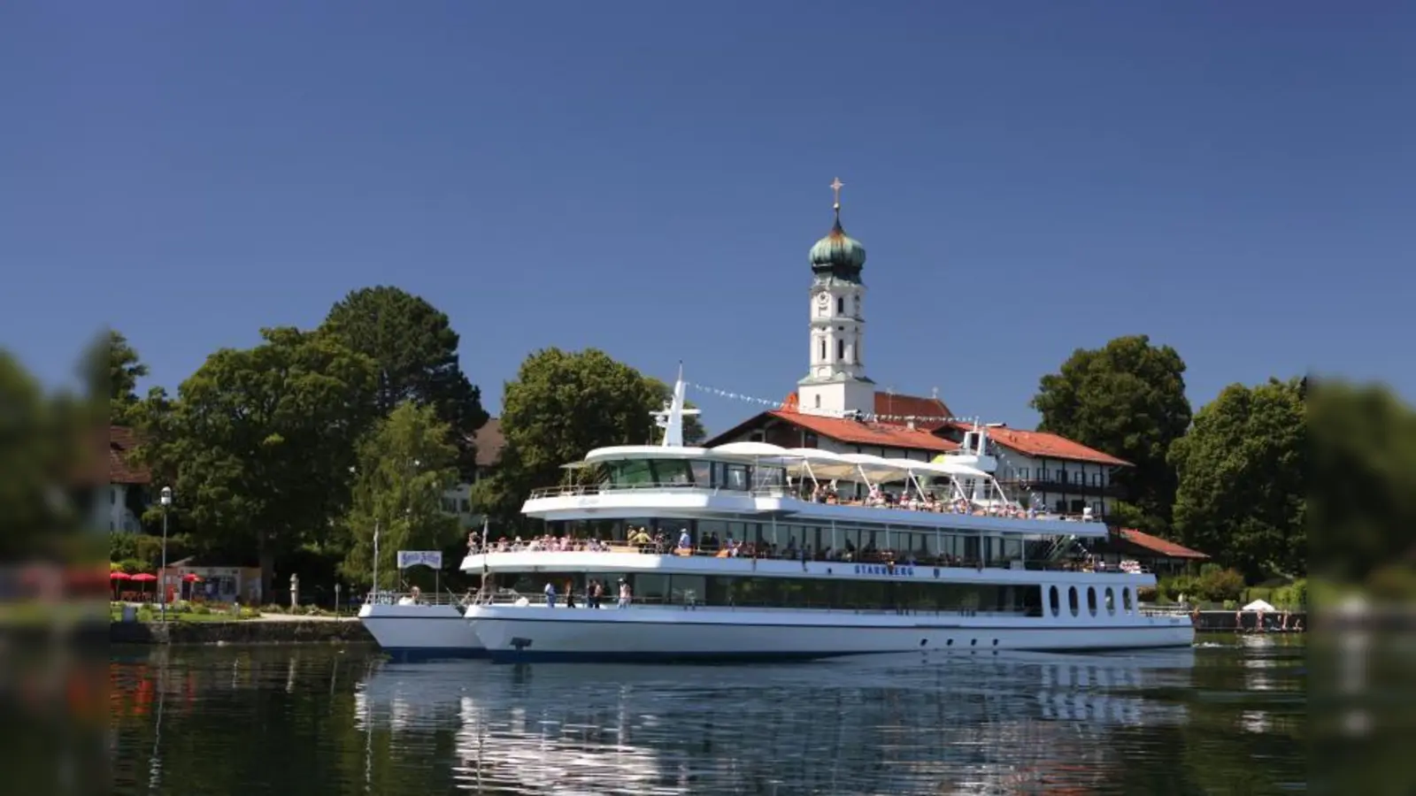 Der WCN lädt zum Sommernachtsball auf dem<br>Starnberger See. (Foto: Bayer. Seenschiff-fahrt)