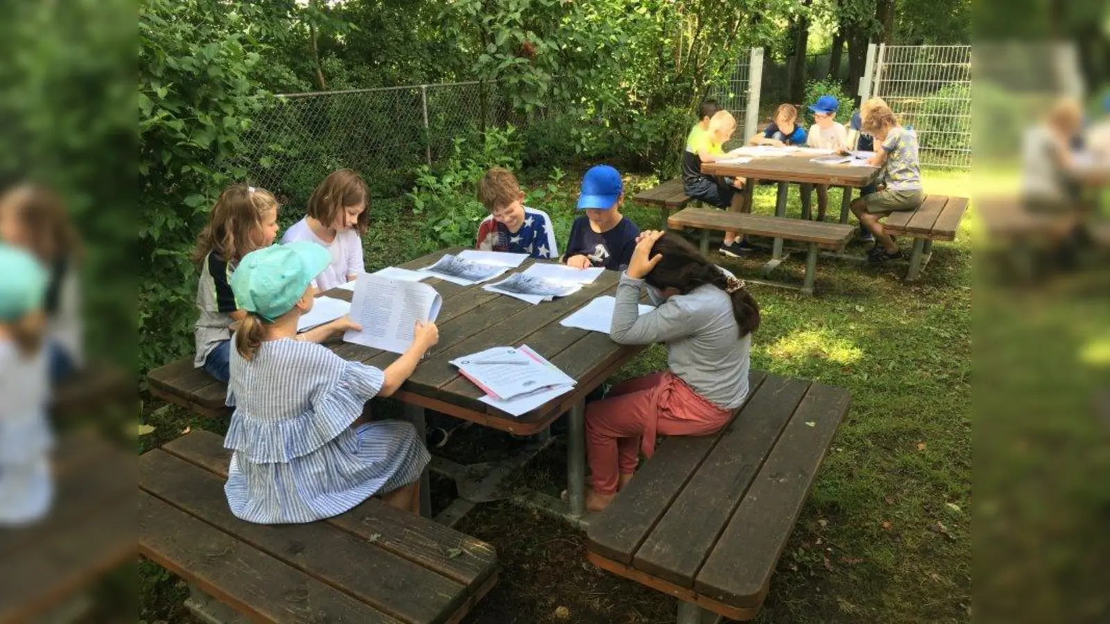 Mal etwas anderes: Lernen im Grünen. Das gibt es in der Grundschule an der Werdenfelsstraße. (Foto: Gliesche)