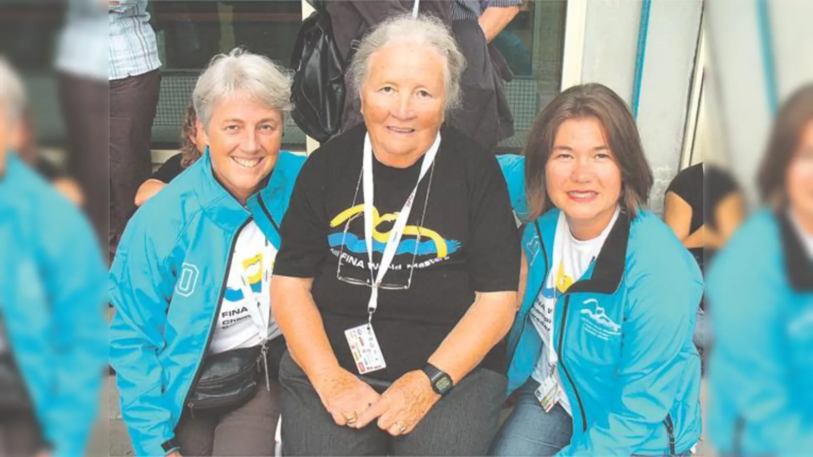 Brigitte Weinzierl, Barbara Böhm und Yvonne Prosser (v. li.) auf der Abschlussveranstaltung der Weltmeisterschaften in Göteborg.   (Foto: Verein)