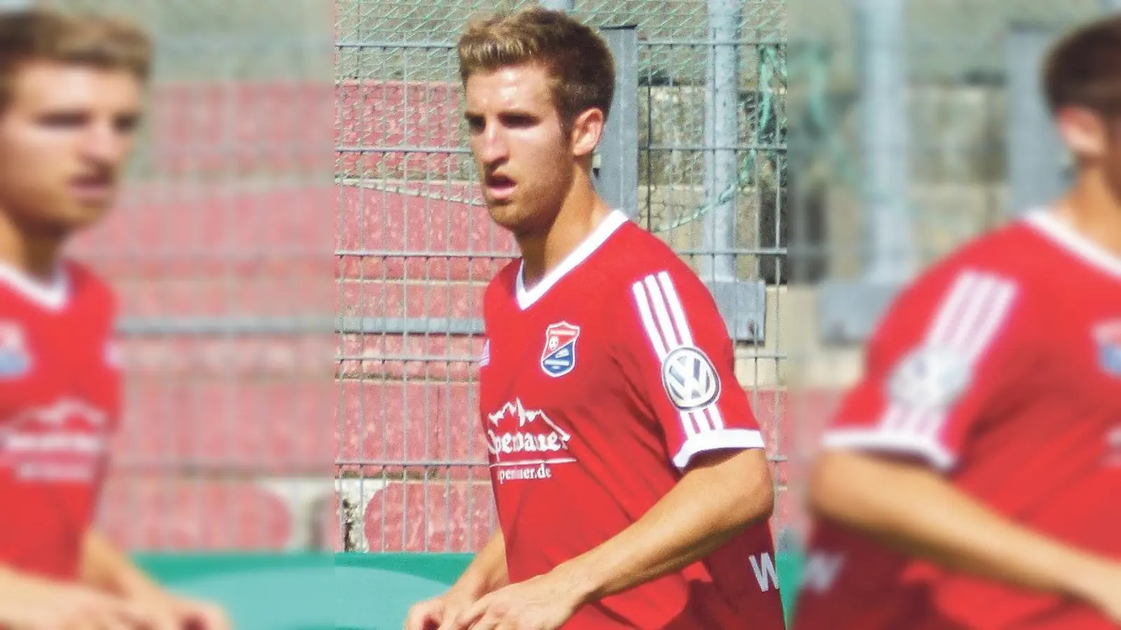 Für Alexander Winkler und die SpVgg Unterhaching ist die Hinrunde beendet. Ein Spiel steht vor Weihnachten allerdings  noch an.  (Foto: Northside/CC BY-SA 3.0, Christian Riedel)