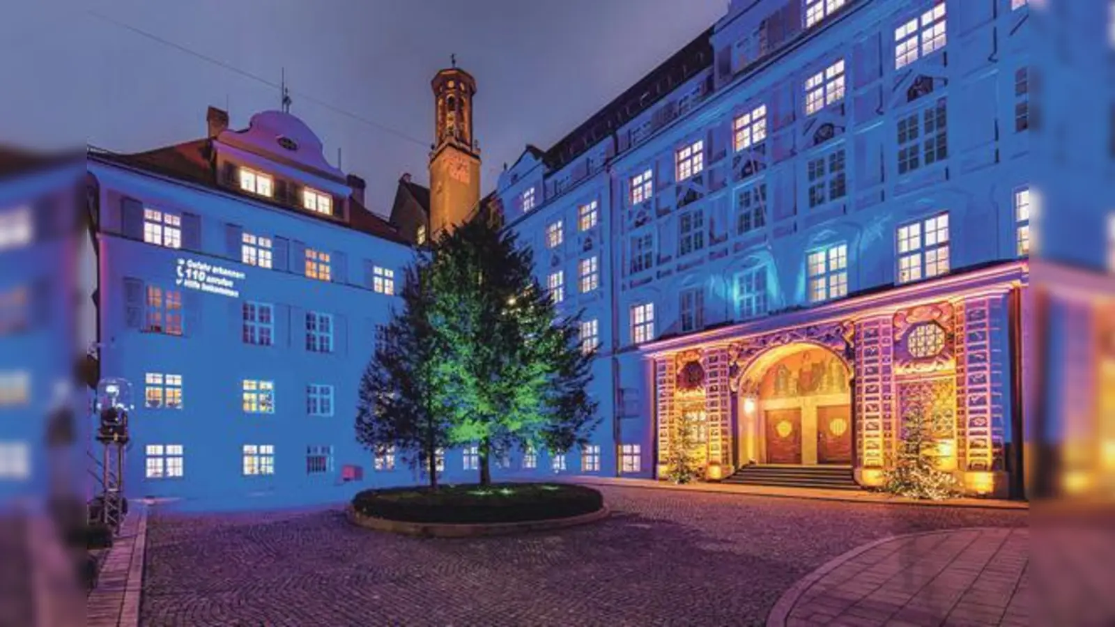 Einen Blick hinter die Kulissen des Polizeipräsidiums in der Ettstraße kann man im Advent werfen.	 (Foto: Polizei München)