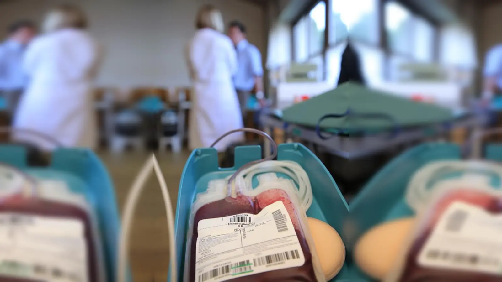 Nach gefährlichen Einbrüchen spenden in Bayern wieder mehr Menschen Blut. (Foto: BSD des BRK)