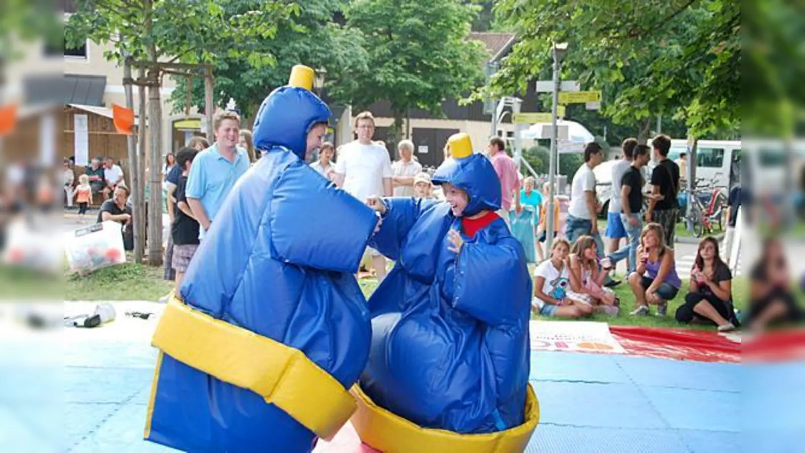 Auch in diesem Jahr locken wieder tolle Angebote auf der Haarer »Künstlermeile«.	 (Foto: Gemeinde Haar)