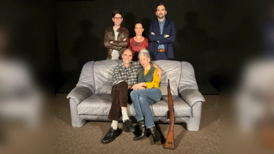 Sein Regiedebüt gibt Heinz-Josef Braun mit „Die lieben Eltern”. Zu sehen im Foolstheater. (Foto: FLB)