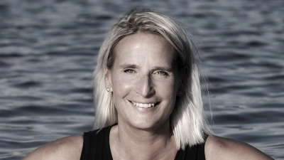 Die Autorin Inga Persson lebt am westlichen Ammersee und betreibt dort die traditionsreiche Pension „Schatzbergalm”. (Foto: Sabine Jakobs)