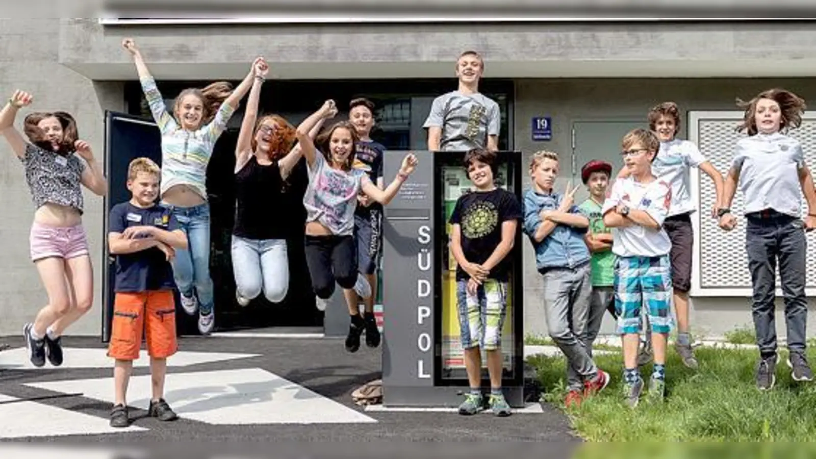 Der Neubau der »Südpolstation« erfreut Groß und Klein. Am Sonntag, kann das Gebäude bei einem Tag der offenen Türe genauestens unter die Lupe genommen werden.	 (Foto: VA)