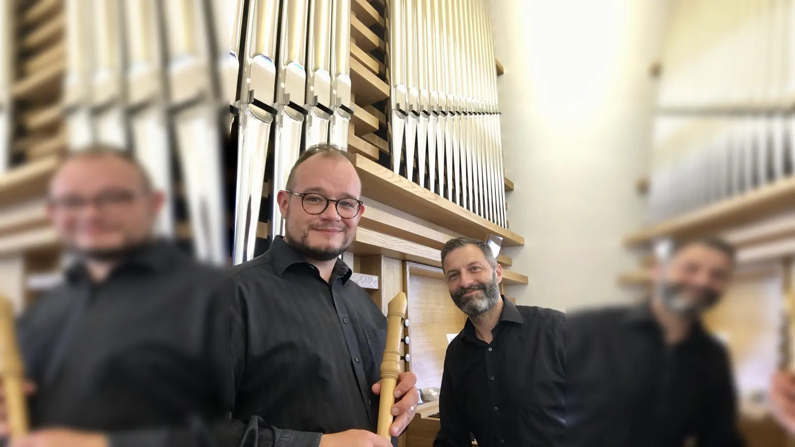 V.l.n.r.: Josef Miethaner (Regensburg) und Matthias Berthel (Kirchenmusiker St. Ulrich Unterschleißheim). (Foto: privat)