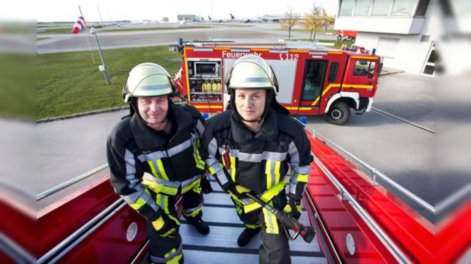 Vater Rainer und Sohn Thomas Depta können sich (nicht nur) im Beruf blind aufeinander verlassen.	 (Foto: © Elternstolz)