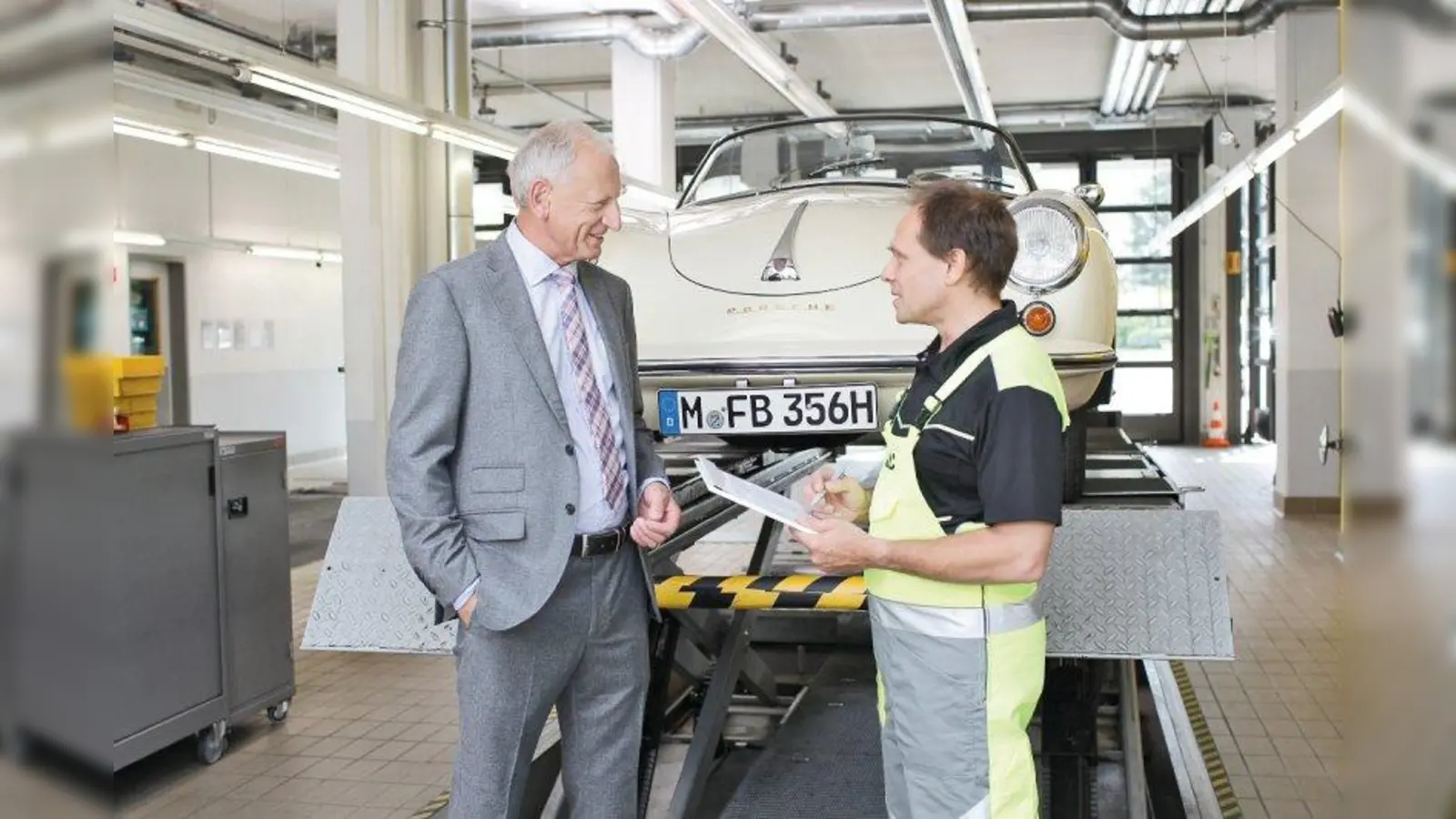 Was ist der Veteran wert? Aufschluss gibt die Oldtimerbewertung im ADAC Prüfzentrum München. (Foto: ADAC)