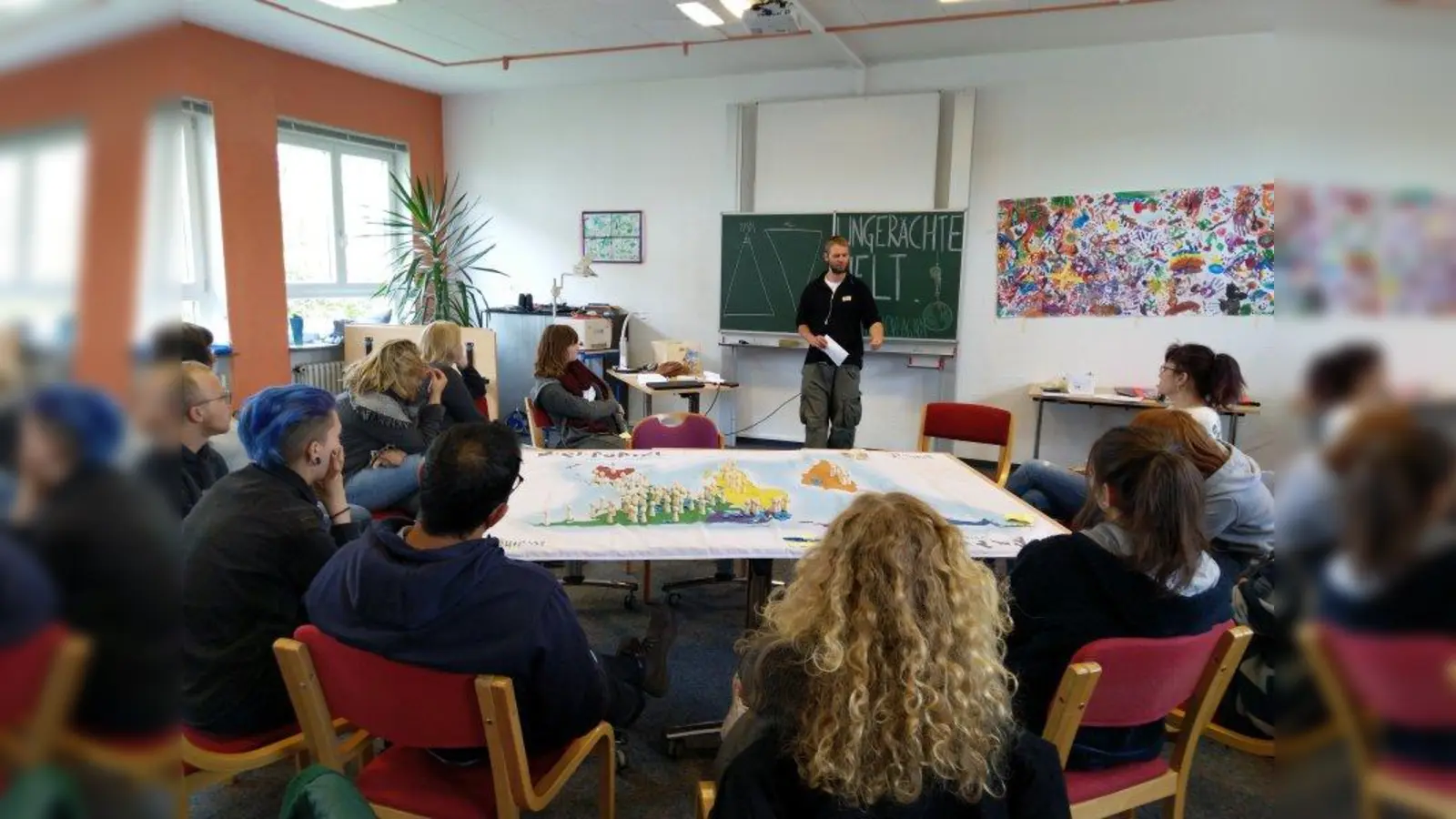 Schon der erste Teil der Veranstaltungsreihe stieß auf lebhaftes Interesse. (Foto: Mensch.Macht.Heimat)