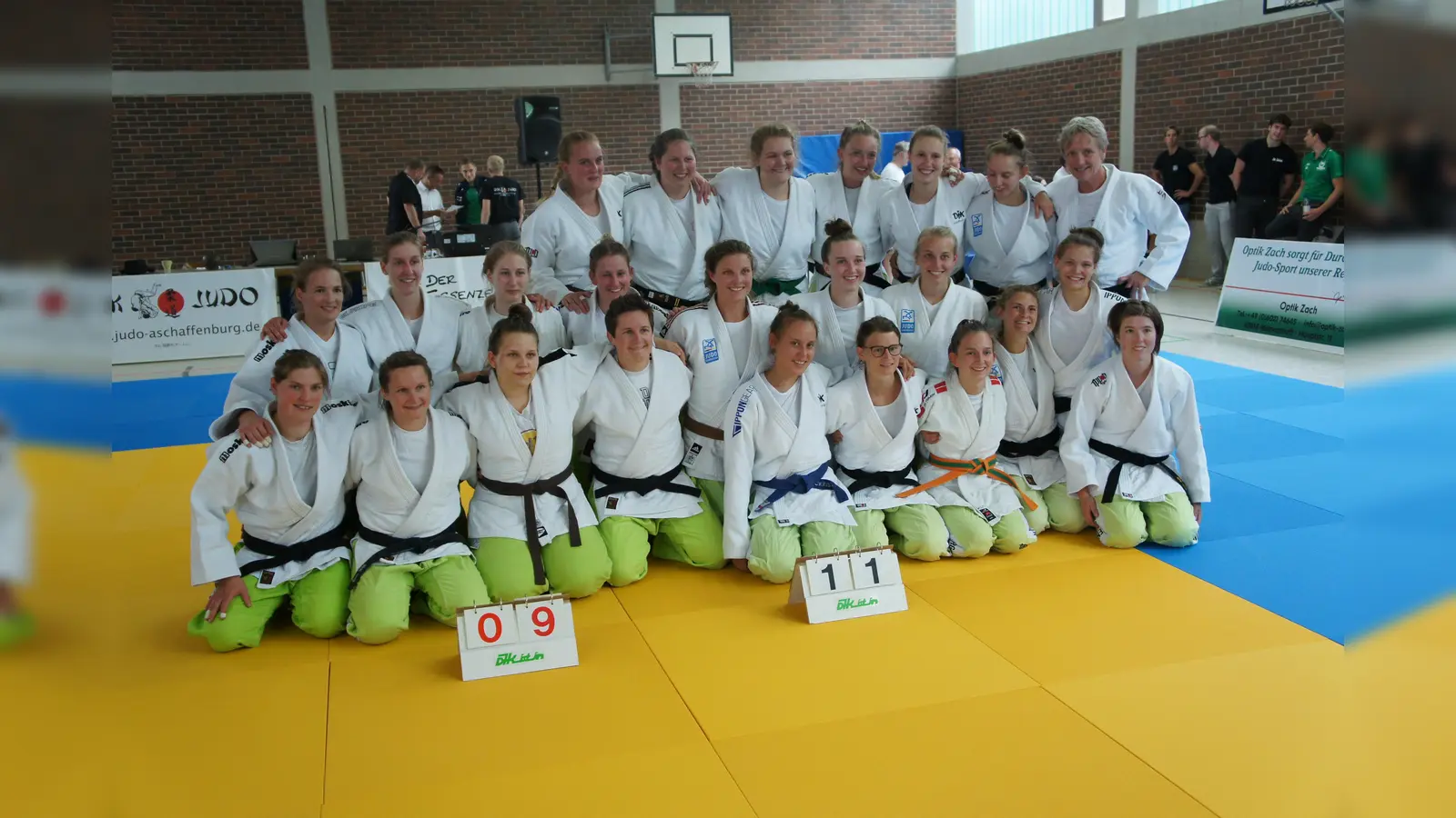 Zufrieden blickt das Judo-Team Oberland e.V. auf die vergangene, sehr erfolgreiche Saison zurück. (Foto: Marion Weissensteiner)