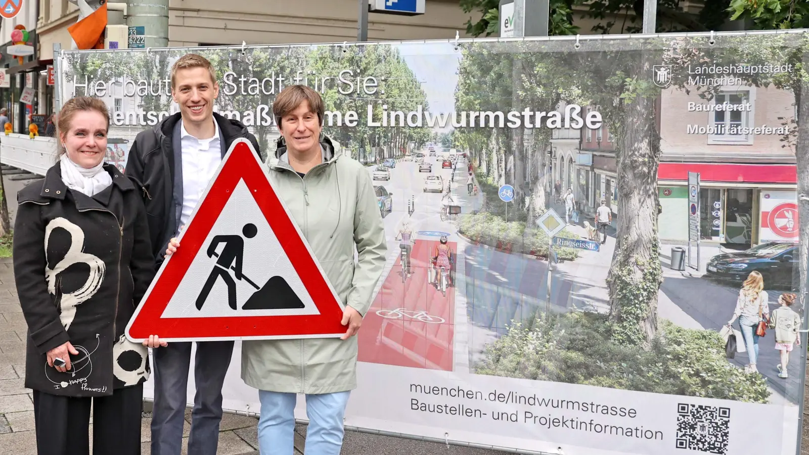 Start der Bauarbeiten in der Lindwurmstraße mit Baureferentin Jeanne-Marie Ehbauer, Bürgermeister Dominik Krause und der Stadtdirektorin des Mobilitätsreferats, Sabine Effner. (Foto: Michael Nagy / Presseamt)