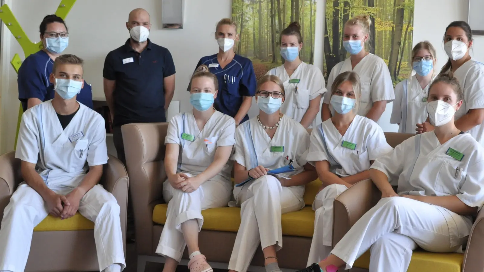 Station 6 im Krankenhaus Schongau: Angehende Pflegefachkräfte leiteten im August eigenständig und unter professioneller Aufsicht die Abläufe.  (Foto: Krankenhaus GmbH)