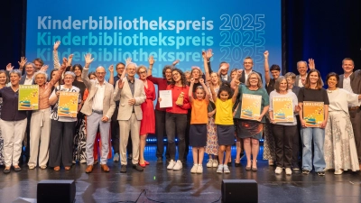 Zu den ausgezeichneten Kinderbibliotheken gehört auch die Gemeindebücherei Holzkirchen. (F: Bayernwerk Netz GmbH)