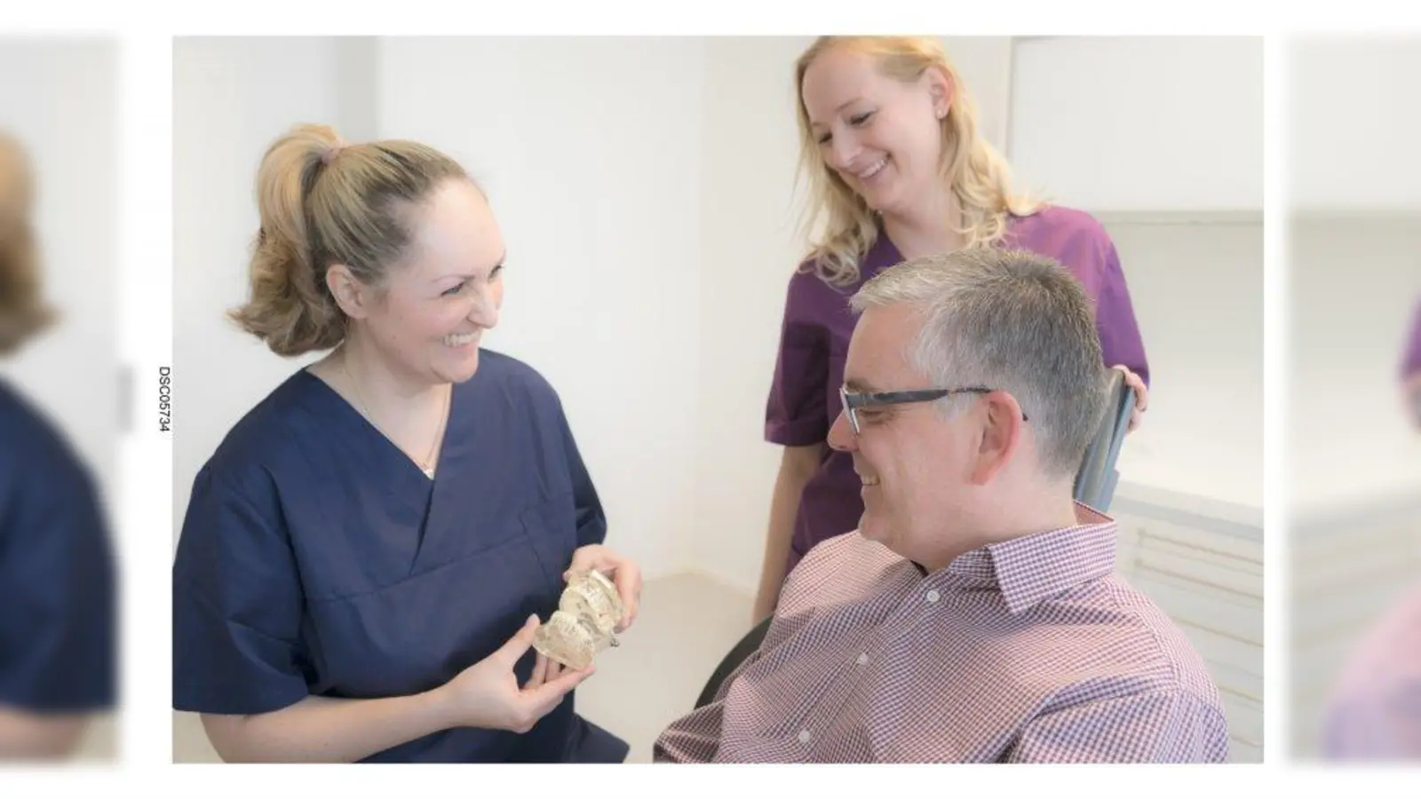 Ein fröhliches Lachen macht jede Zahnbehandlung leichter: Dr. Olivia Berand (l.) sorgt mit ihrer einfühlsamen Art dafür, dass die Patienten während der Behandlung entspannt bleiben. (Foto: se)