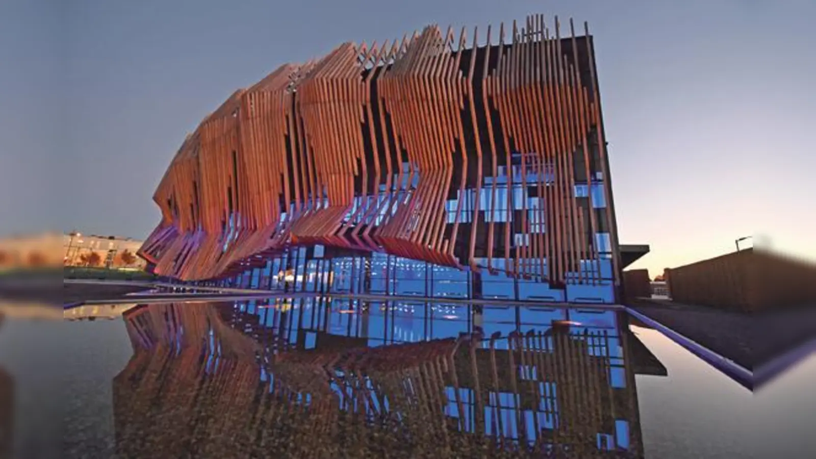 Als einer der größten Theaterneubauten der letzten Jahre bereichert der SHOWPALAST MÜNCHEN ab sofort das kulturelle Angebot der Landeshauptstadt.  (Foto: Apassionata)