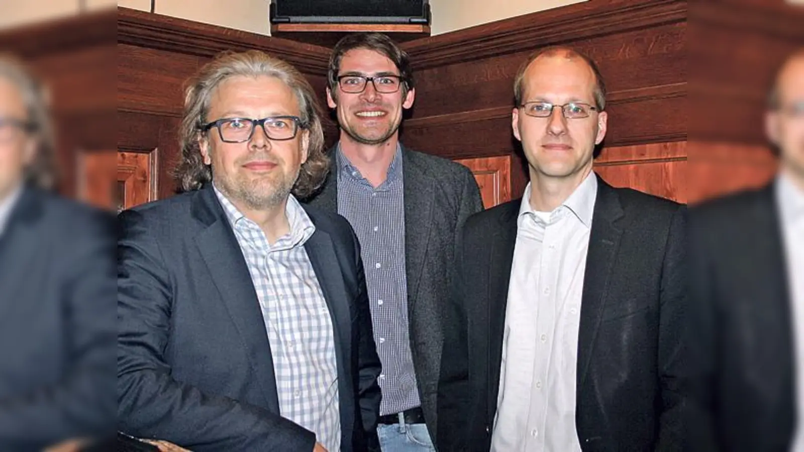 Zur U-Bahn-Sanierung (v. l.): Markus Schöning, Andreas Erlmaier (SWM-Projektleiter) und Arne Petersen. 	 (Foto: js)