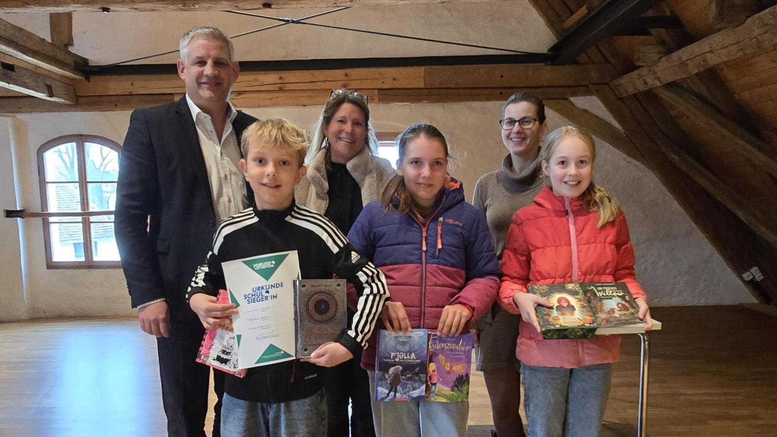 Leonhard-vertritt-die-Mittelschule-Erdweg-beim-Landkreisentscheid