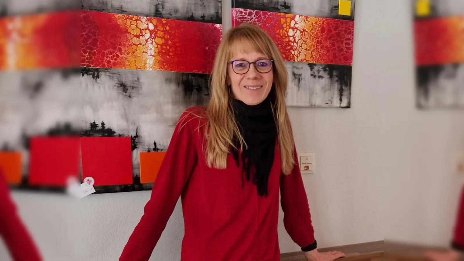 Die Freizeitmalerin Tina Altinger aus Baldham stellt bis 2. Juni im Kulturcafé Neukeferloh aus. (Foto: Gemeinde Grasbrunn)