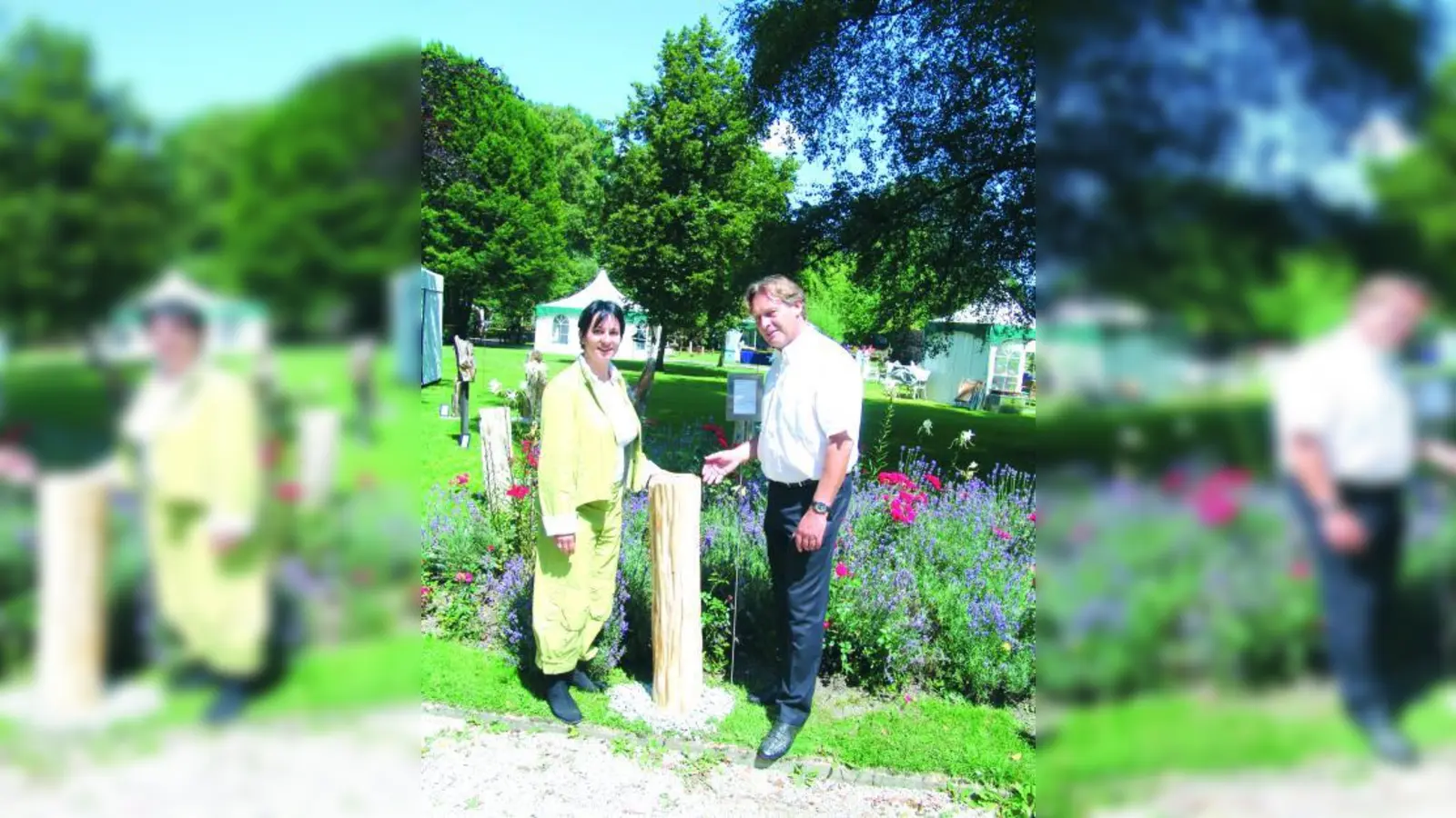 Heidi Salomon und Norbert Günther präsentierten auf der „Home &amp; Garden“ in Garmisch-Partenkirchen ausgewählte Aussteller. Die nächste Messe findet im September in Prien statt. (Foto: Albrecht)