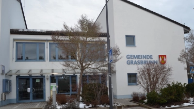 Die Gemeinde Grasbrunn (hier das Rathaus) ist seit kurzem Mitglied im Klima-Bündnis. (Archivbild: ar)