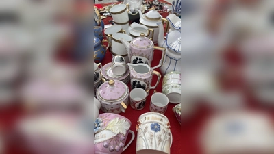 Auf dem Flohmarkt in Brunnthal findet man alte und neue Schätze. (Foto: hw)