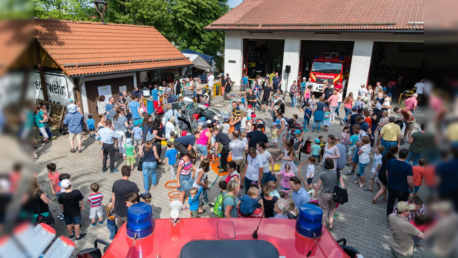 Vorführungen, Mitmachaktionen und Tipps zur Schadenverhütung beim Tag der offenen Tür der Freiwilligen Feuerwehr Perlach am Sonntag. (Foto: FFW Perlach)