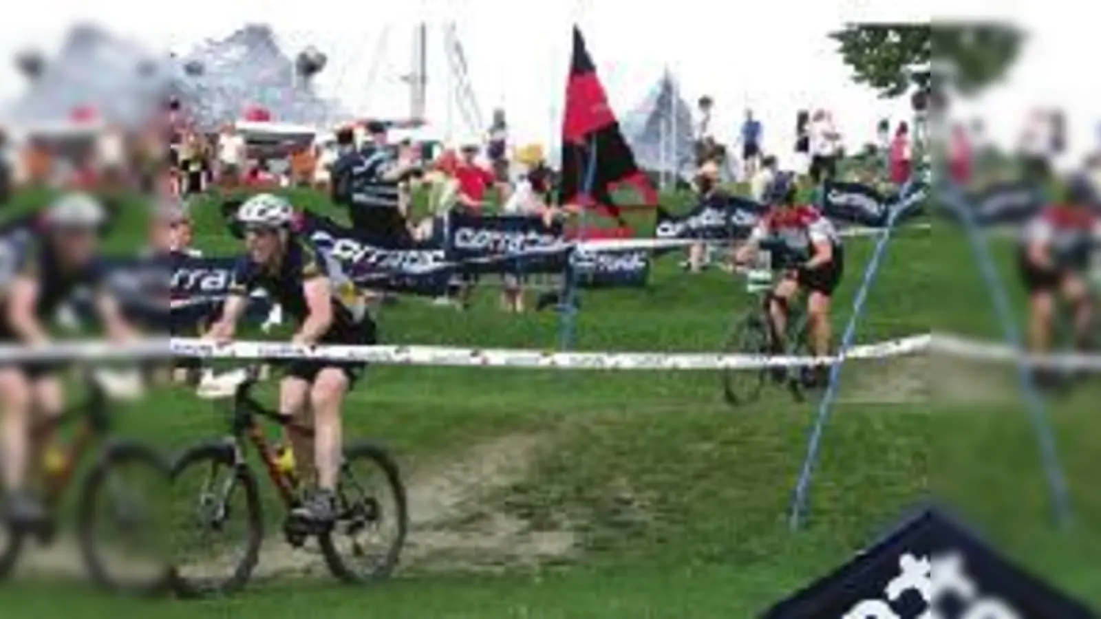 Über 2.000 Mountainbike-Fahrer nahmen am 24-Stunden-Rennen teil.	  (Foto: wh)