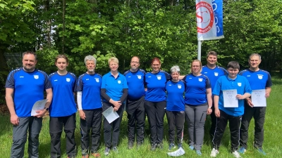 Die elf neuen Vereinsmeisterinnen und -meister der Abteilung Bogenschießen im SC-UG. (Foto: Verein)