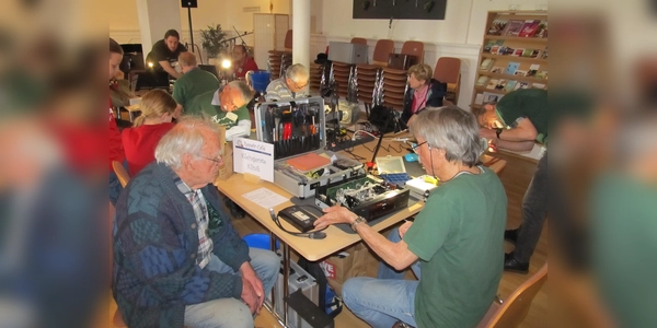 Am Samstag, 30. Mai, öffnet das RepairCafé in der Freien evangelischen Gemeinde am Bahnhofplatz 10 wieder seine Türen. (Foto: FeG)