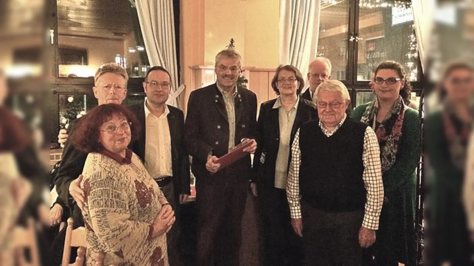 Die SPD in Harlaching konnte eine Reihe mit Mitgliedern für ihre Zugehörigkeit ehren. 	 (Foto: VA)