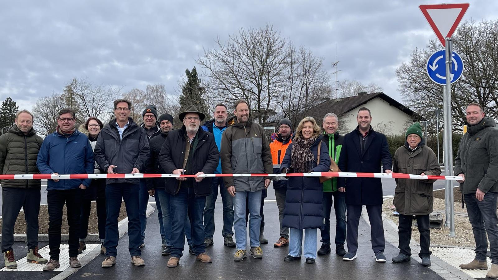 Hohenbrunner-Kreisel-termingerecht-fertig-gestellt