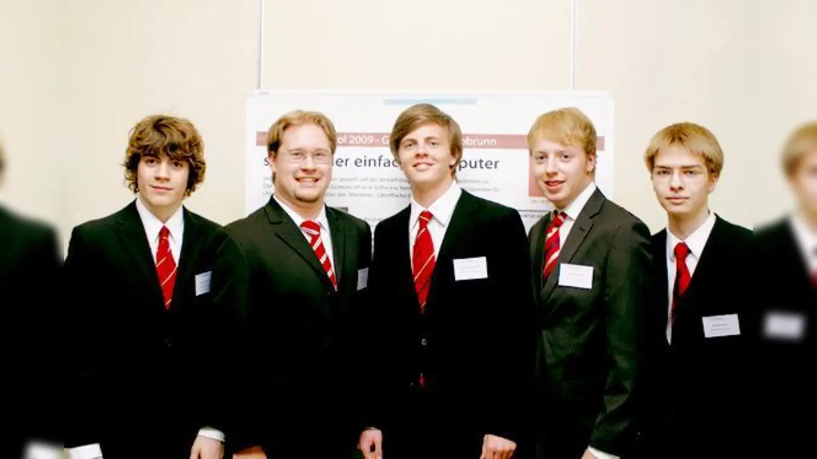 Konnten den 2. Platz belegen: Johannes Schmidt (17), Michael Juen (18), Alexander Warnhoff (18), Florian Strauß (18), Nils Borrmann (18).   (Foto: Veranstalter)