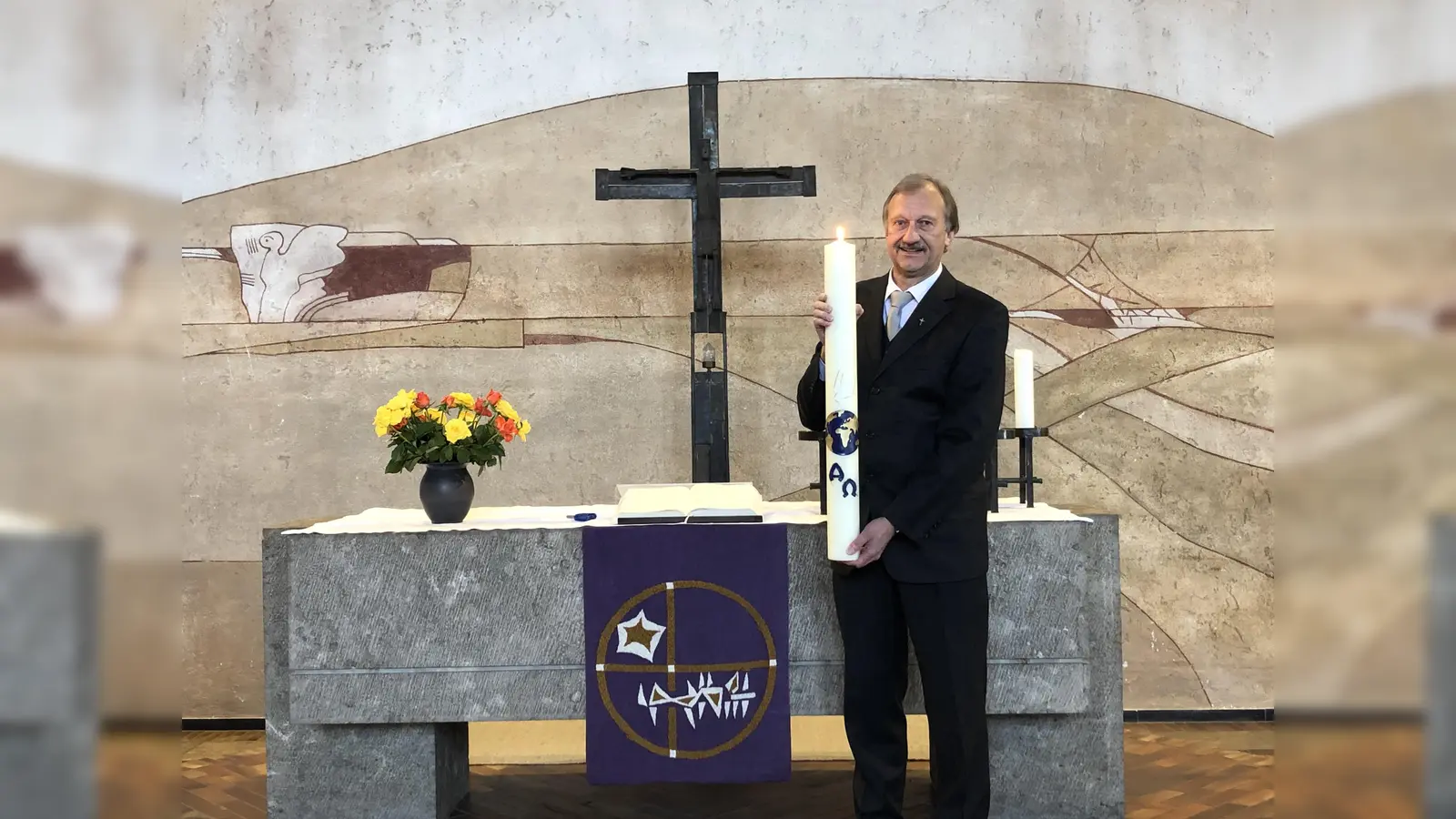 Pfarrer Christoph Reichenbacher von der Emmauskirche am Laurinplatz lädt ein, Ostern nicht ausfallen zu lassen, sondern auf andere Art zu feiern. (Foto: Privat)