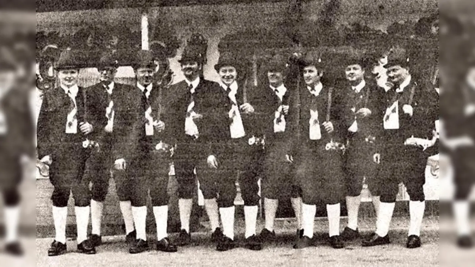 Gründungsmitglieder (v.l.): Sepp Zwerger, Browin Blohm, Leo Picha, Toni Schwarz, Fredi Santl, Peppi Mayerhofer, Hans Reitinger, Sepp Obesser und Hermann Keyl.	 (Foto: Verein)