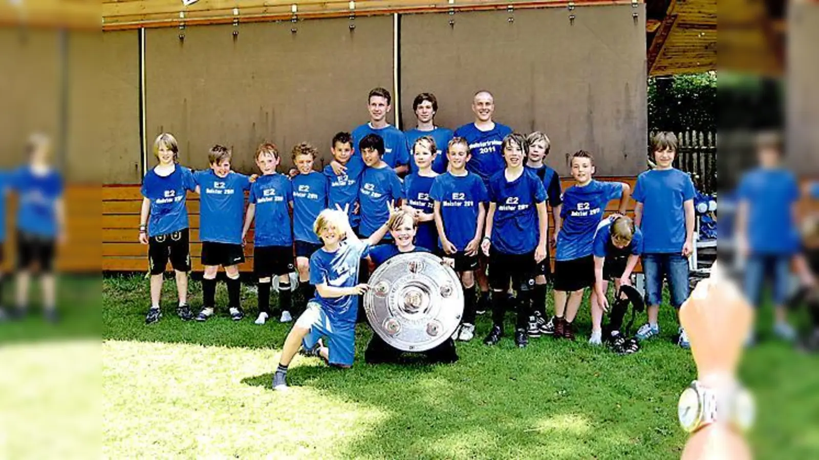 E3 Junioren und die Trainer Martin Czaja, Jonas Sedlmaier und Matthias Poschenrieder.	 (Foto: VA)