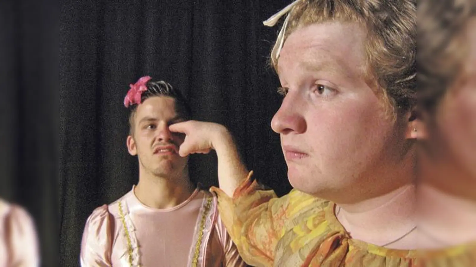 Absurd: Das Stankenhausen Tropical Ensemble mit Stand-Up-Kabarett im Heppel &amp; Ettlich.   (Foto: VA)