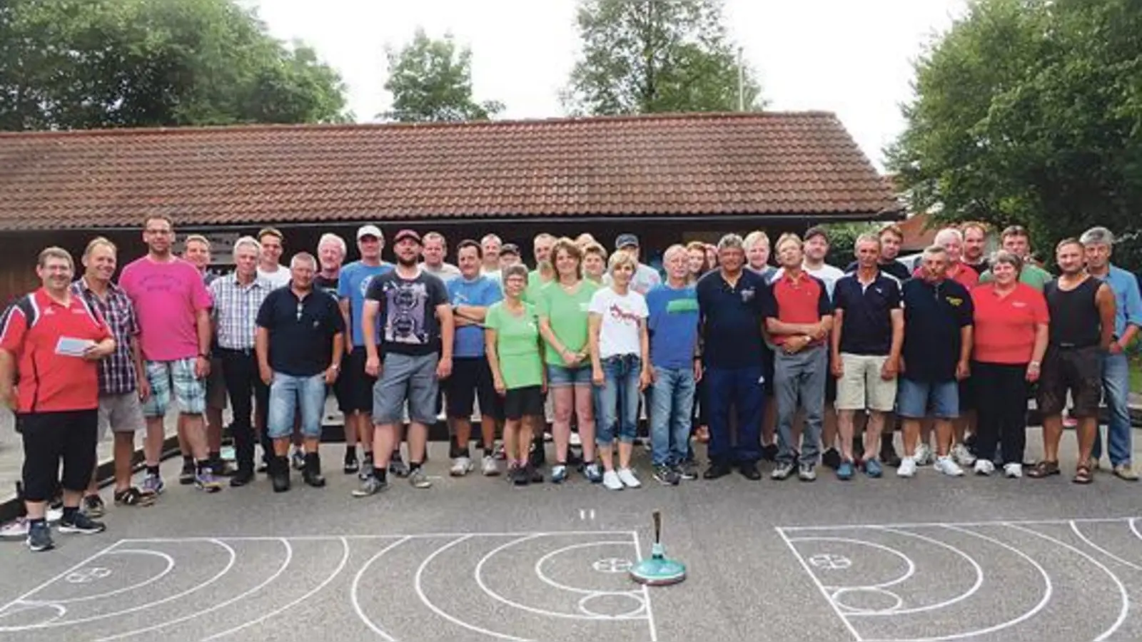 Die besten neun Stockschützen-Mannschaften kämpften am Wochenende um den Gewinn des Steinhöringer Gemeindepokals.	 (Foto: TSV Steinhöring)