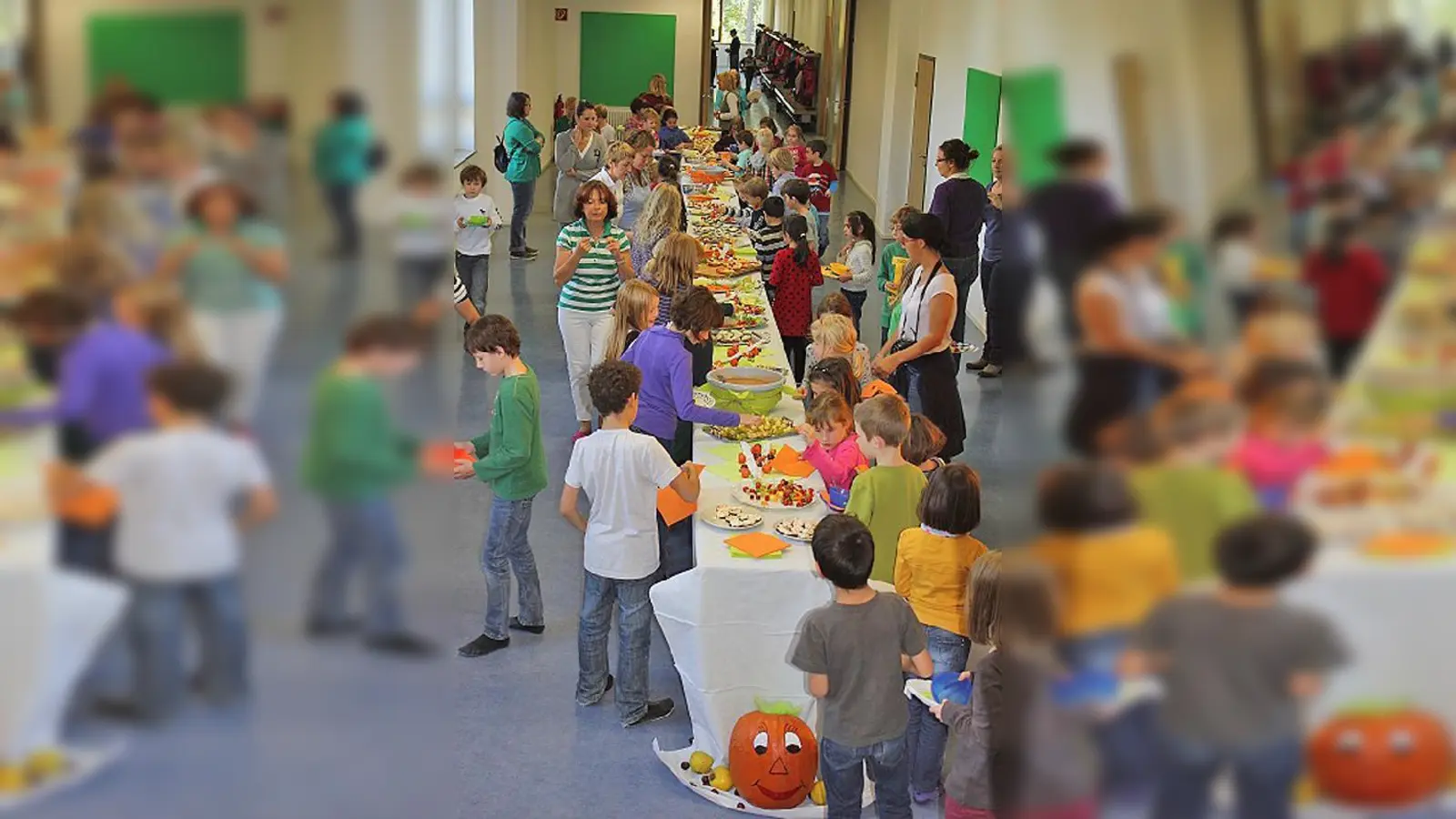 Der krönende Abschluss der  (Foto: Das selbst zubereitete Buffet.)