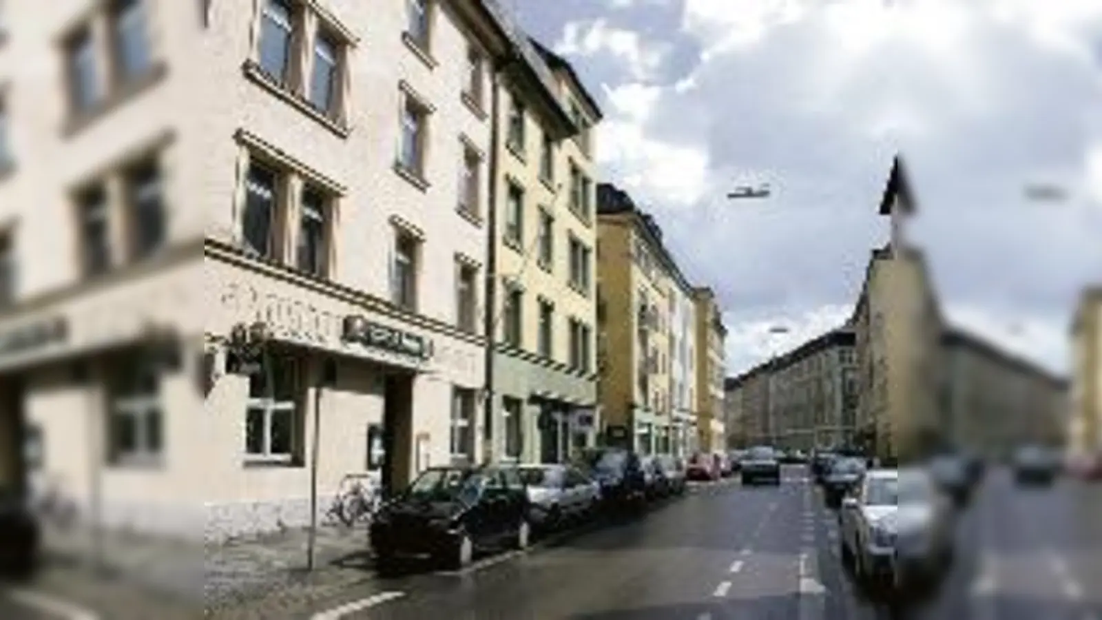 Vor fünf Jahren feierte Neonazi-Rädelsführer Martin Wiese seinen Geburtstag in dem ehemaligen Lokal Burg Trausnitz in der Zenettistraße. Vor dem Lokal ermordete die angetrunkene Truppe beinahe den Griechen Artemios T.  (Foto: mh, Archiv)