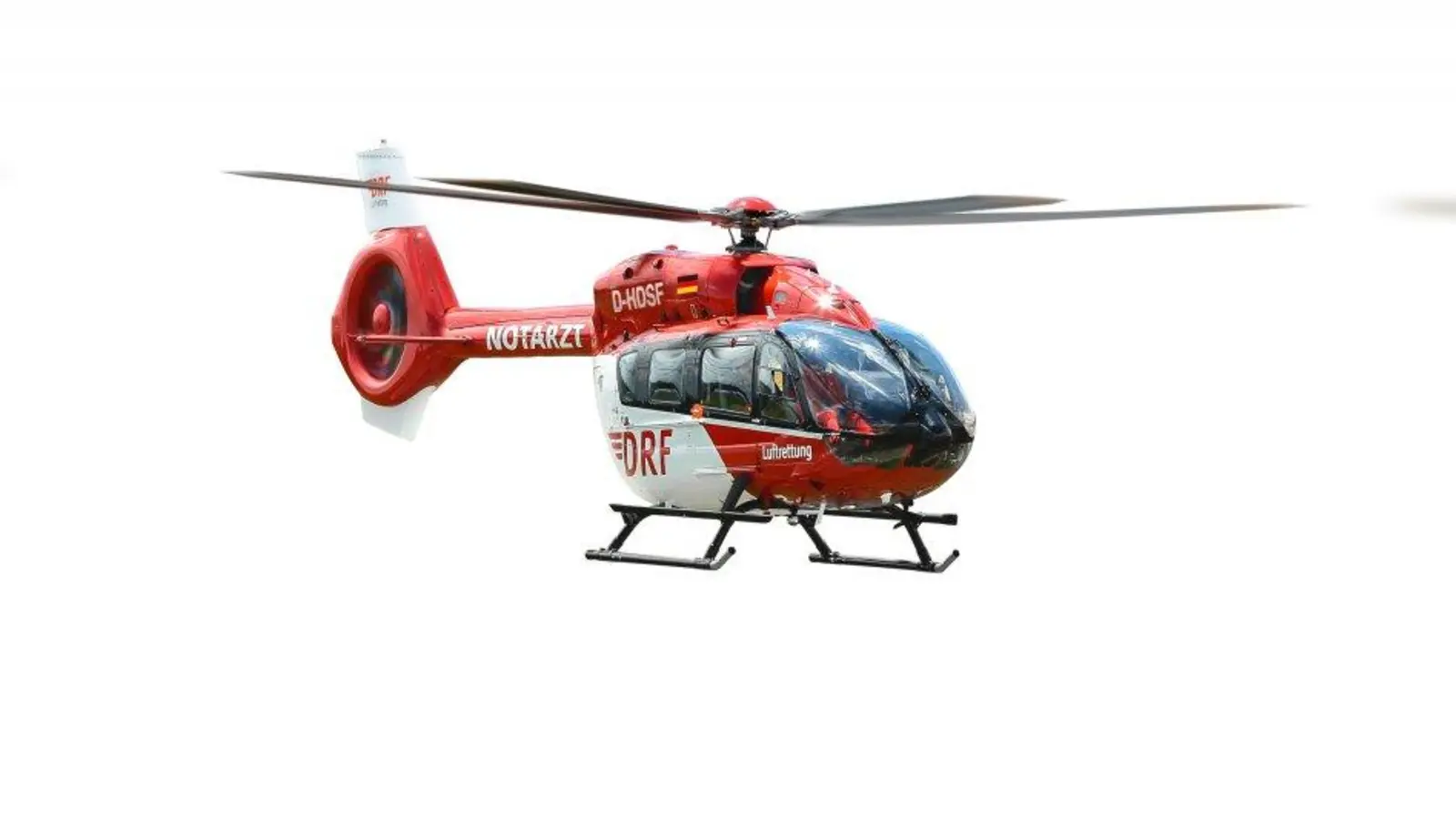 H 145 der DRF Luftrettung im Flug. In Großhadern ist diese Maschine seit einem Jahr im Einsatz. (Foto: DRF Luftrettung)